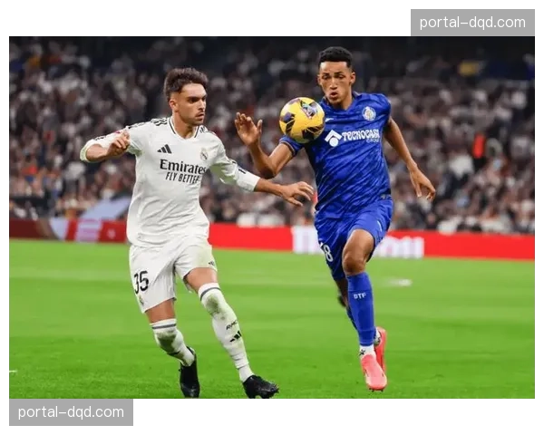 西甲联盟教练研讨会聚焦“现代防守”：探讨人盯人战术在高压体系下的复兴